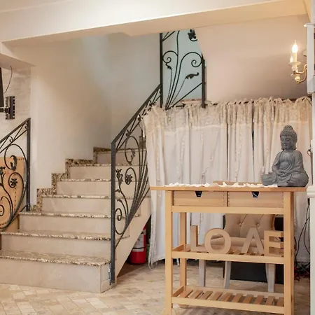 ゲストハウス Private Gergana サパレヴァ・バニャ