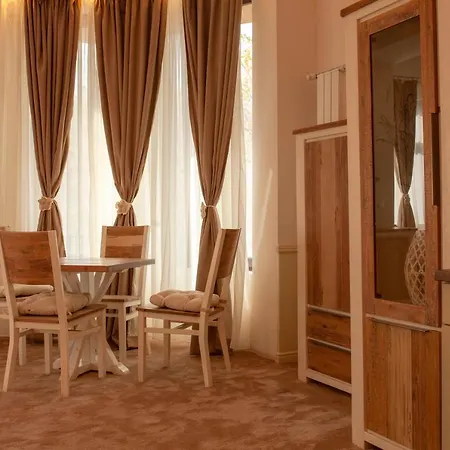 Private Gergana Konukevi *